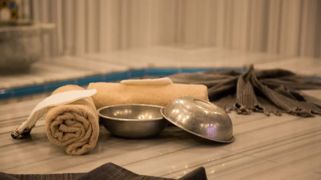 Best women’s hamam near me – A private hammam session for women, featuring expert female therapists and spa treatments.